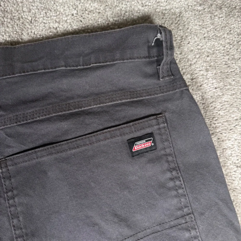 Genuine Dickies Men's 40x32 Grey Carpenter Utility Work Pants EU1939RSL